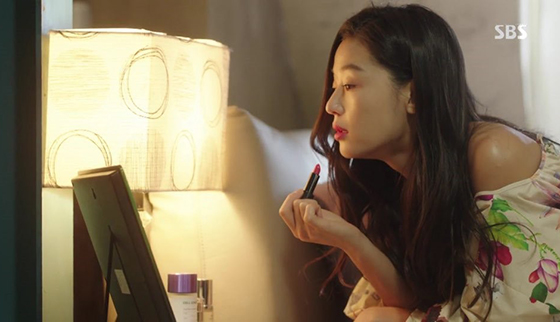 lipstick product placement in kdrama
